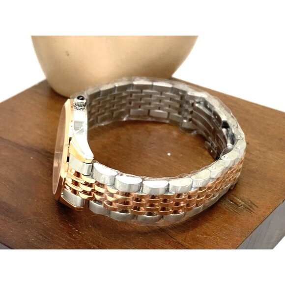 Balmain Women's Watch B43183182 Swiss Quartz Diamond Mother of Pearl Dial 34mm - Picture 8 of 13